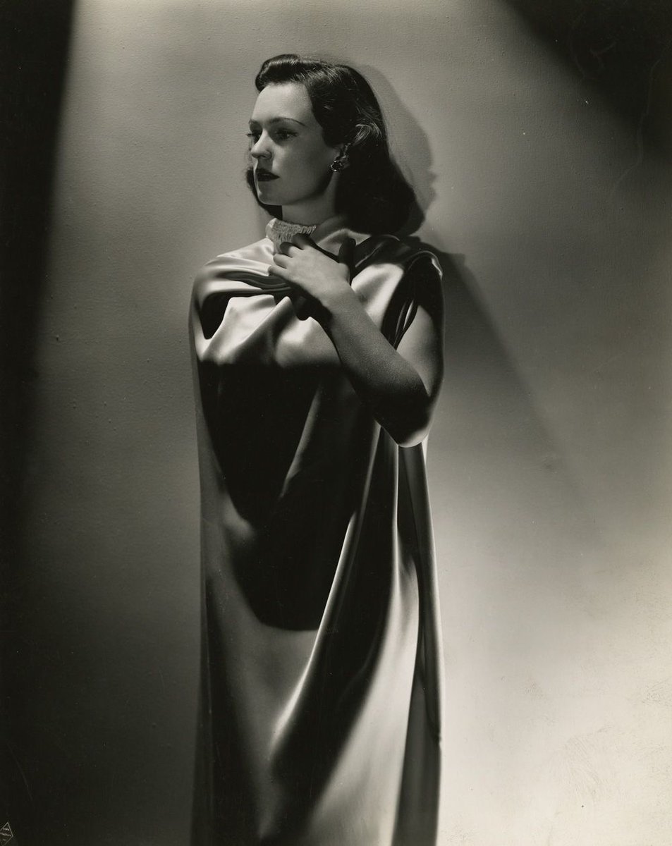 Geraldine Fitzgerald by George Hurrell, c1939.