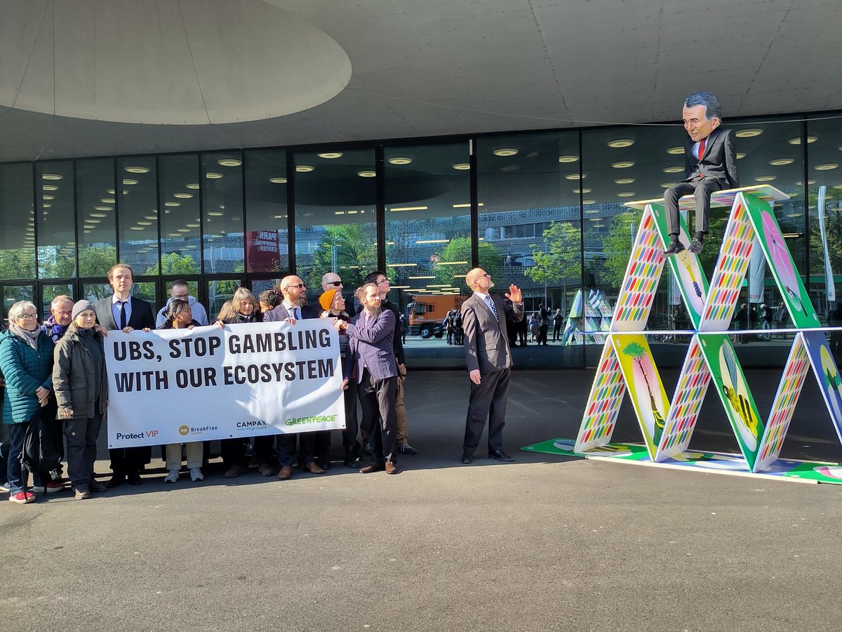 BREAKING 🚨 We can't afford @UBS risk! 
The giant 🇨🇭 bank, 1st wealth manager in the world, is gambling with our ecosystems ♠️♦️
It invests billions in firms destroying climate, biodiversity & our lives🔥 
#UBS must be regulated!
@protectVIP_ph #UBSschweiz #EndFossilFinance