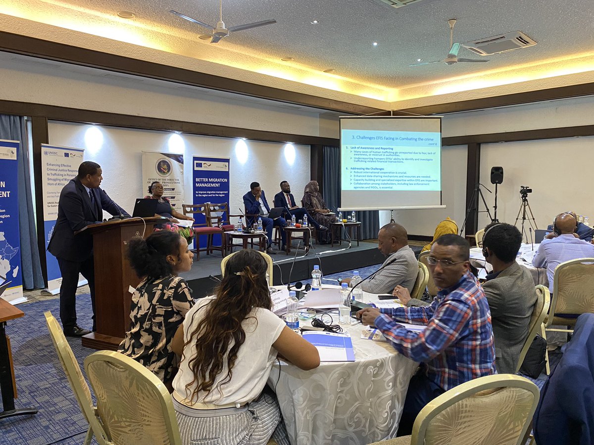 Day 2 of the UNODC regional conference on cross-border cooperation on human trafficking and migrant smuggling in the Horn of Africa in 🇰🇪. Panelists share insights on how financial investigations, border management, and joint investigations contribute in combating TIP and SOM.