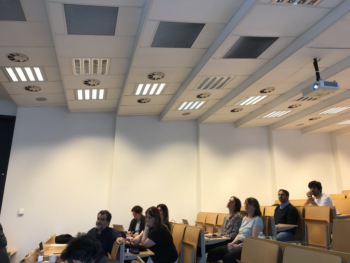 safestsurgery's tweet photo. 💡Day 2: Starting our day with a discussion on #data management with our partners @OptiMedis! https://t.co/7l8oI9lub4