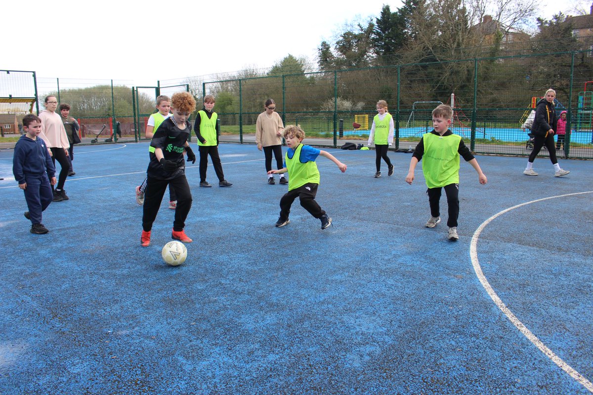 #CitC x @featherscharity Barrackswood half term camps have been a hit so far with young people and their families benefitting from the provision. Catch us again in May half term 😎 #FitandFed #HalfTerm #Barrackswood #Partnerships