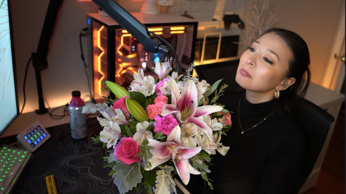 kayewhyes's tweet image. you guys are honestly the fuckin best, I could cry. thank you for the most incredible, hilarious, &amp;amp; welcoming 12+ hour stream back yesterday. you’re the most supportive community a girl could ever ask for &amp;amp; i’m so grateful for every single one of you. (huge s/o to @KappaKatii &amp;amp;…