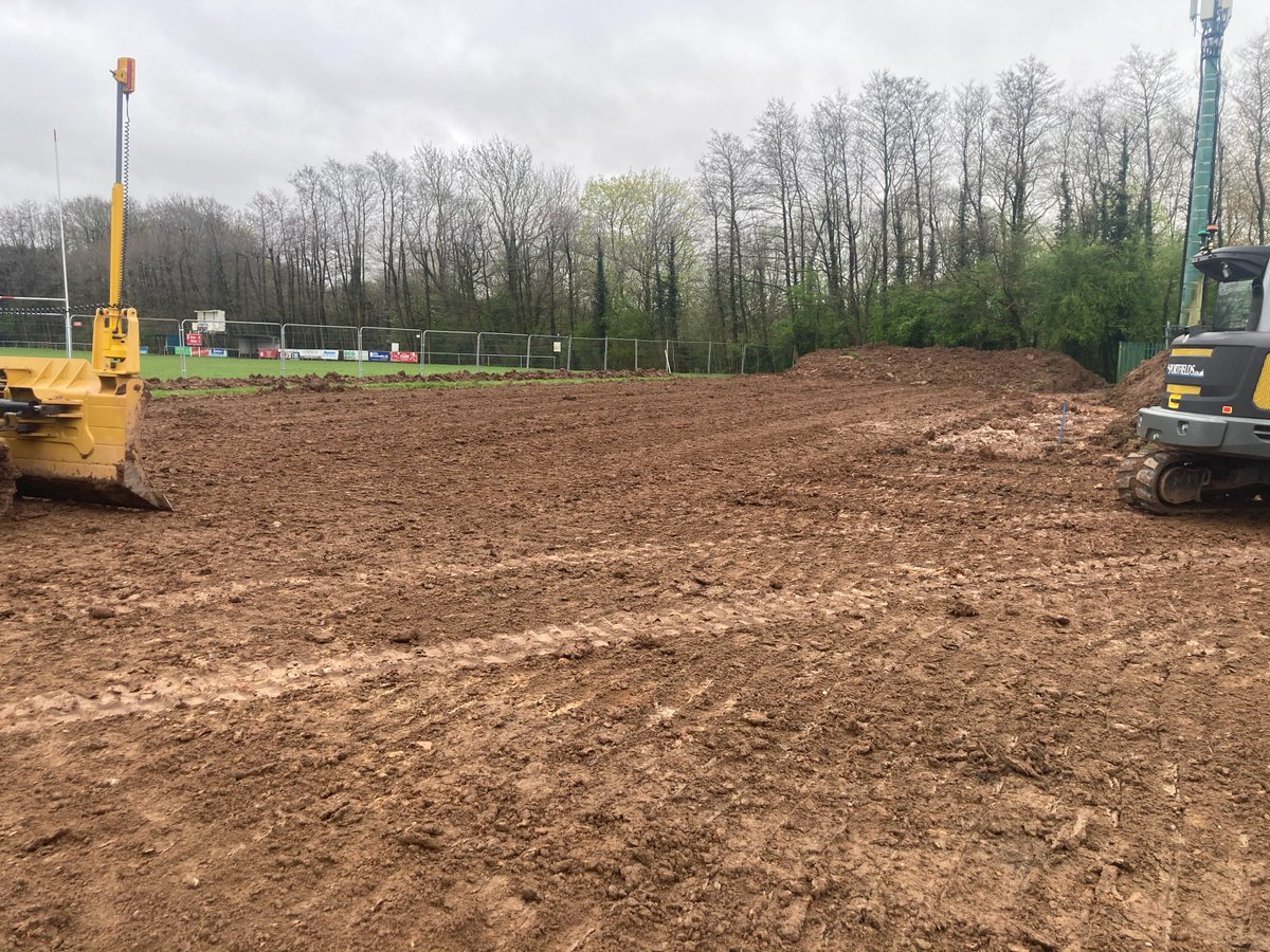 The creation of 2 new sports courts at @EarlsdonRfc continues thanks to the fast work of @Sportfields_Ltd, the news story is on our website if you fancy being inspired! #theLCF fcccommunitiesfoundation.org.uk/news/work-begi…