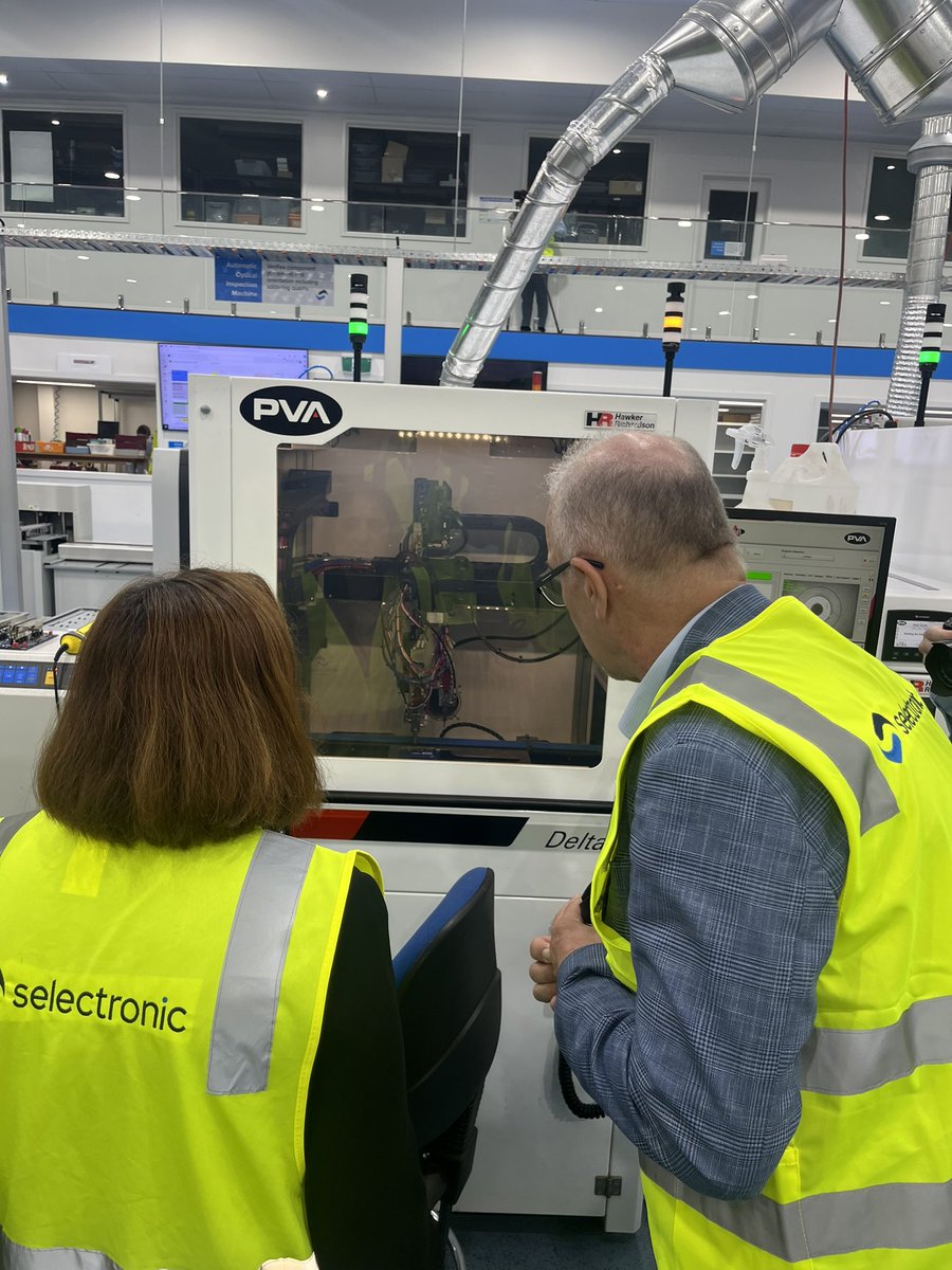 Selectronic are a local business in Wantirna South, manufacturing inverters for renewable energy batteries. 

Businesses like theirs are capitalising on Victoria’s nation-leading renewable energy agenda and making more of the new products that we need.