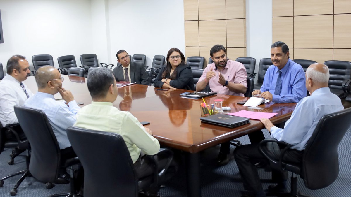AmityGwalior's tweet photo. #AmityUniversityMadhyaPradesh has signed a MoU with #GETWORKS, India's leading fresher hiring platform, to revolutionize our placement process. Through this agreement, GETWORKS will provide us with their Tech Platform for 3 years. 

@getwork_now https://t.co/PnEkbi6gqJ
