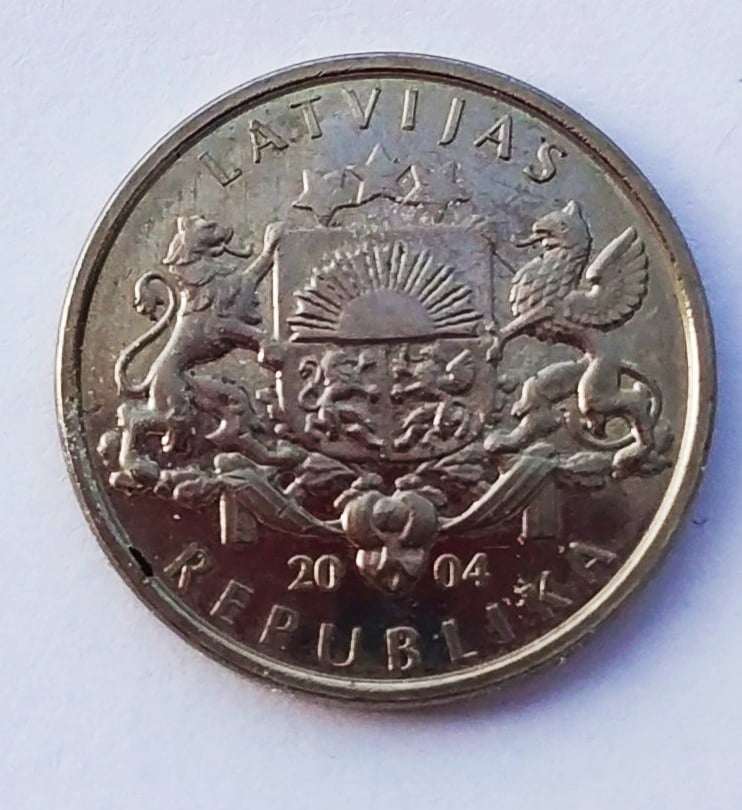 VintageSoviet's tweet photo. 1 #Lats #Latvia - #Spriditis, 1 #LatsCoin #Vintage #LatviaCoin  - Issued in Latvia in the 2004  

https://t.co/zKDz27LX4k https://t.co/DsFH9Qqp0G