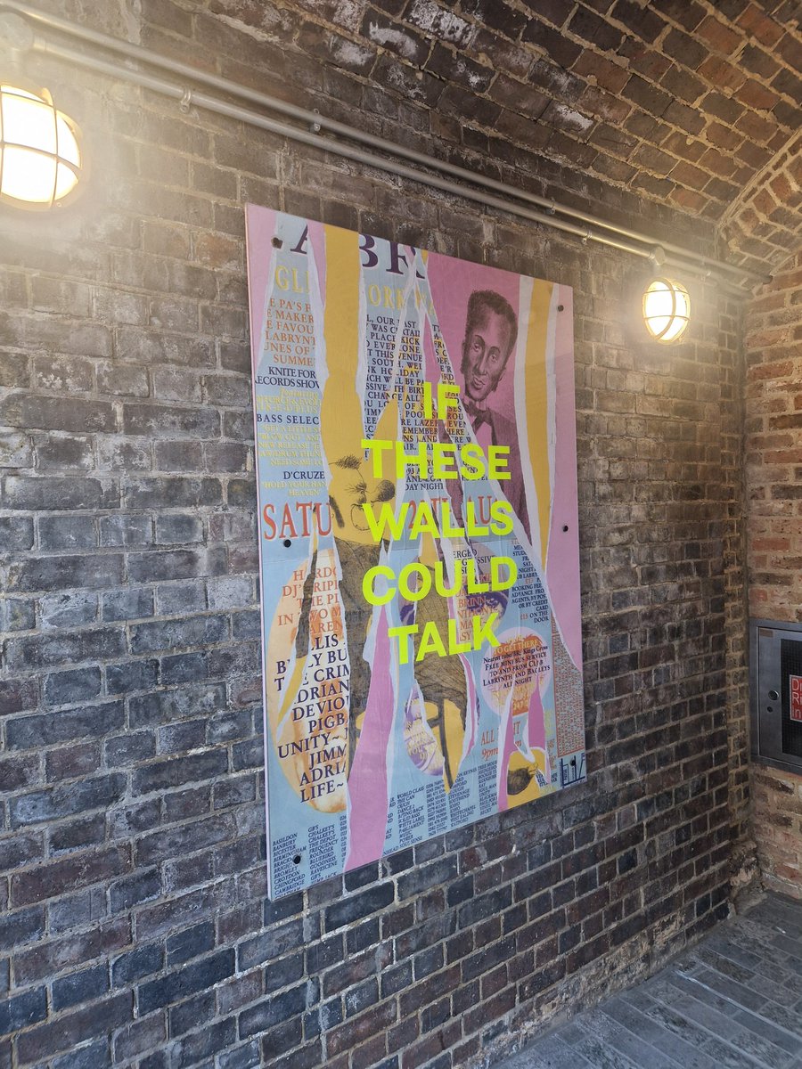 morrisonellis's tweet photo. Beautiful morning here in London! Off to direct more tales in the studio! #audiobooks #audioproducer #London https://t.co/cexkqg5rJq
