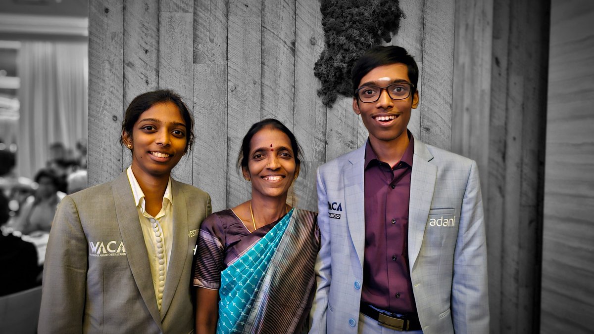 Three gems of Indian chess! Vaishali, Nagalakshmi and Praggnanandhaa at the closing ceremony of the FIDE Candidates 2024. Pragg finished the tournament on 50% (7.0/14) while Vaishali showed her fighting spirit by scoring 5 wins in a row in last five rounds, setting up a…