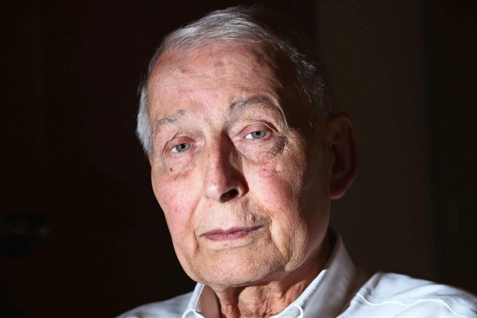 Former Birkenhead MP and Labour minister Frank Field dies aged 81
wirralglobe.co.uk/news/24274348.…