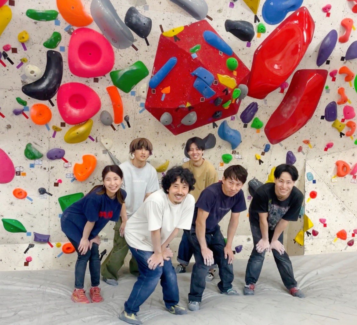 BoulcomTokyo's tweet photo. 全面フルリニューアルセットが完了！
今回もゲストセッターを4名&amp;ボルコムスタッフ4名で、
9級-2段まで110課題ご用意しました！
ムーブも個性も盛り沢山！トレーニングにぴったりです✨
沢山のご来店、お待ちしてます🙇🏼‍♀️
https://t.co/4l14lvYb2O

#ボルダリング #ボルダリングジム https://t.co/1IT9YNeghb