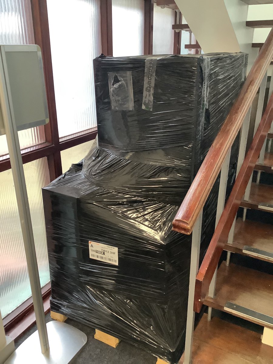 An exciting new step in LEH’s racing ambitions. The F24 kit has arrived on a pallet full of HUGE boxes! We are now on the hunt for girls to become automotive engineers and drivers! 👩‍🏭👩‍💻👩‍🏫🏎️ (…but first we need to find a space to store it all! 🫣)#lehschool