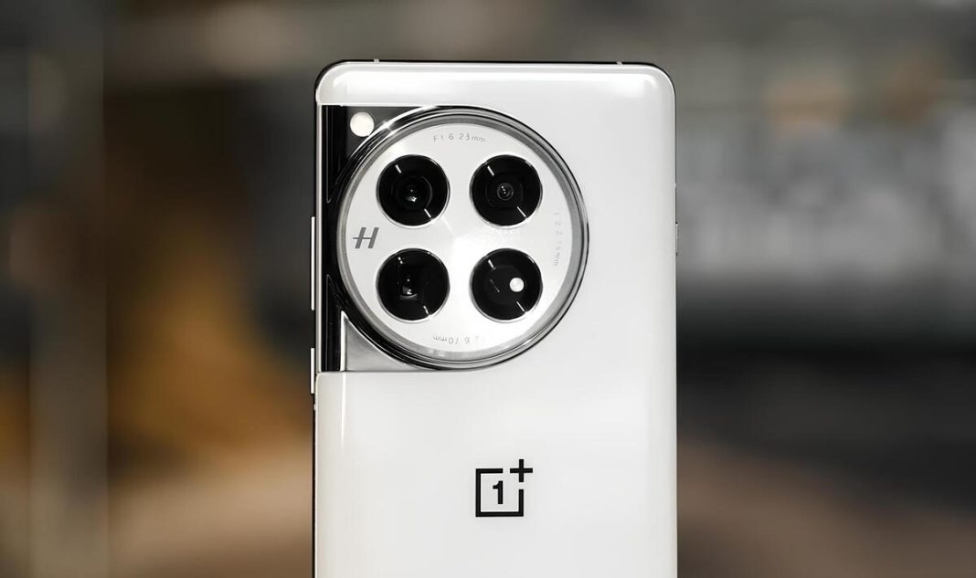 OnePlus 13: display da 6,8' e fotocamera periscopica
#Cameraphone #DisplayOLED #Flagship #Leak #LTPO #MobileNews #Notizie #Novità #OnePlus #OnePlus13 #Rumors #Smartphone #Snapdragon8Gen4 #Tech #TechNews #Tecnologia #Telefonia

ceotech.it/oneplus-13-dis…