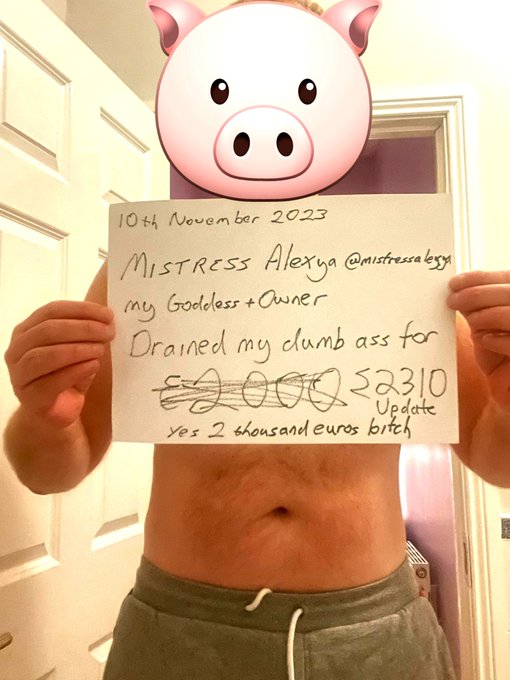 Funny pig! https://t.co/8Q8UL4SyiI
