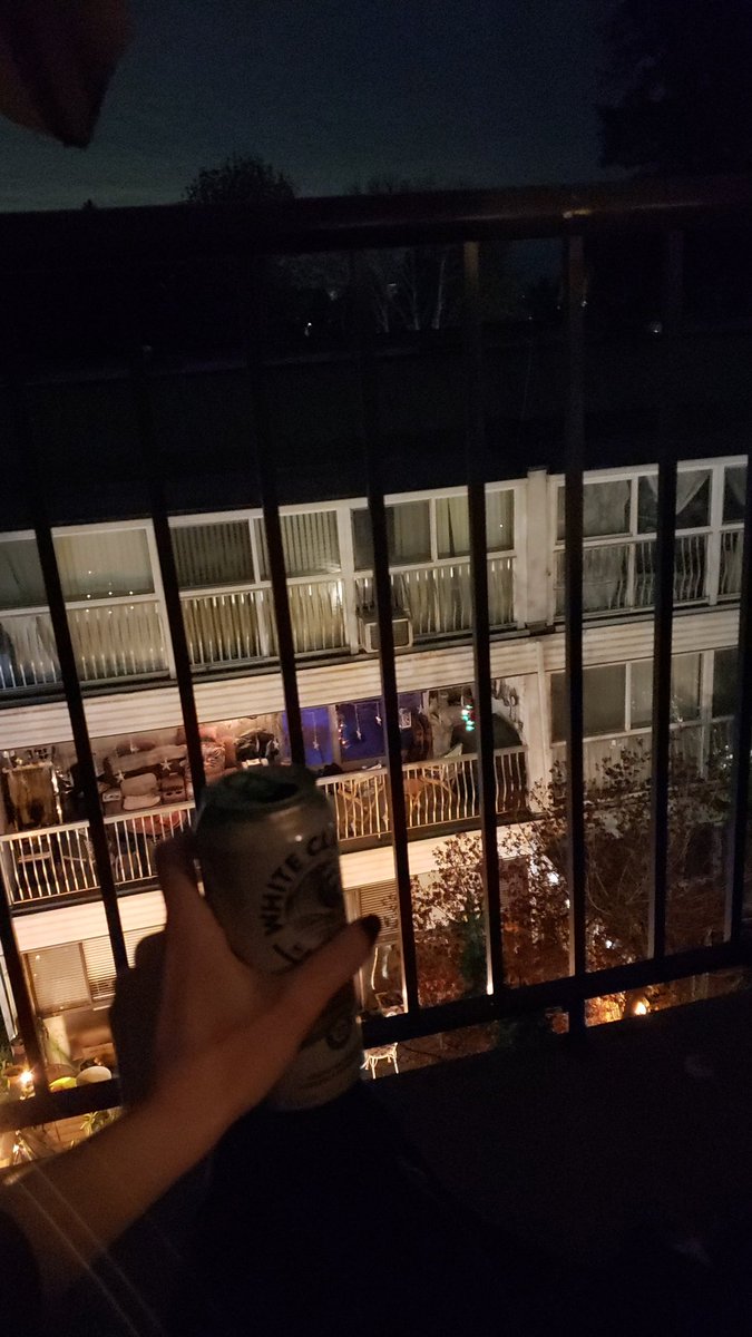 jennydeath666's tweet photo. tha view from my deck rn while I'm drinkn basic alcohlic beverages n blastin manic street preachers 4 tha 1st time this week (i'm on my 5th play of the holy bible) #mentallyillgangriseup #hashtagblessed https://t.co/91LIDXmzXj