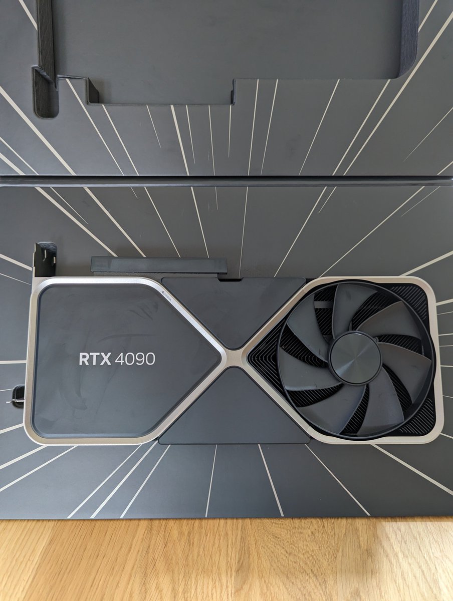 I had to sell my #rtx4090 last year due to a family emergency but today I repurchased it. I know i paid twice for it but atleast this time I have the FE version. #LFG!!!