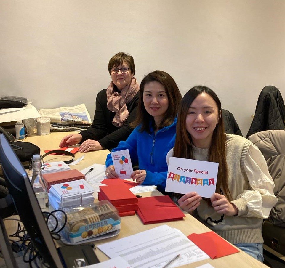 HospAction's tweet photo. Yesterday the lovely Karen & Christine from @MO_LONDON volunteered at our London office, to help post our #GoldenFriends spring newsletter. Huge thanks to them both for giving up their time. ๐ If you'd like to do the same in the future, please send us a DM. #wevegotyou https://t.co/FsVL4LfhZ9