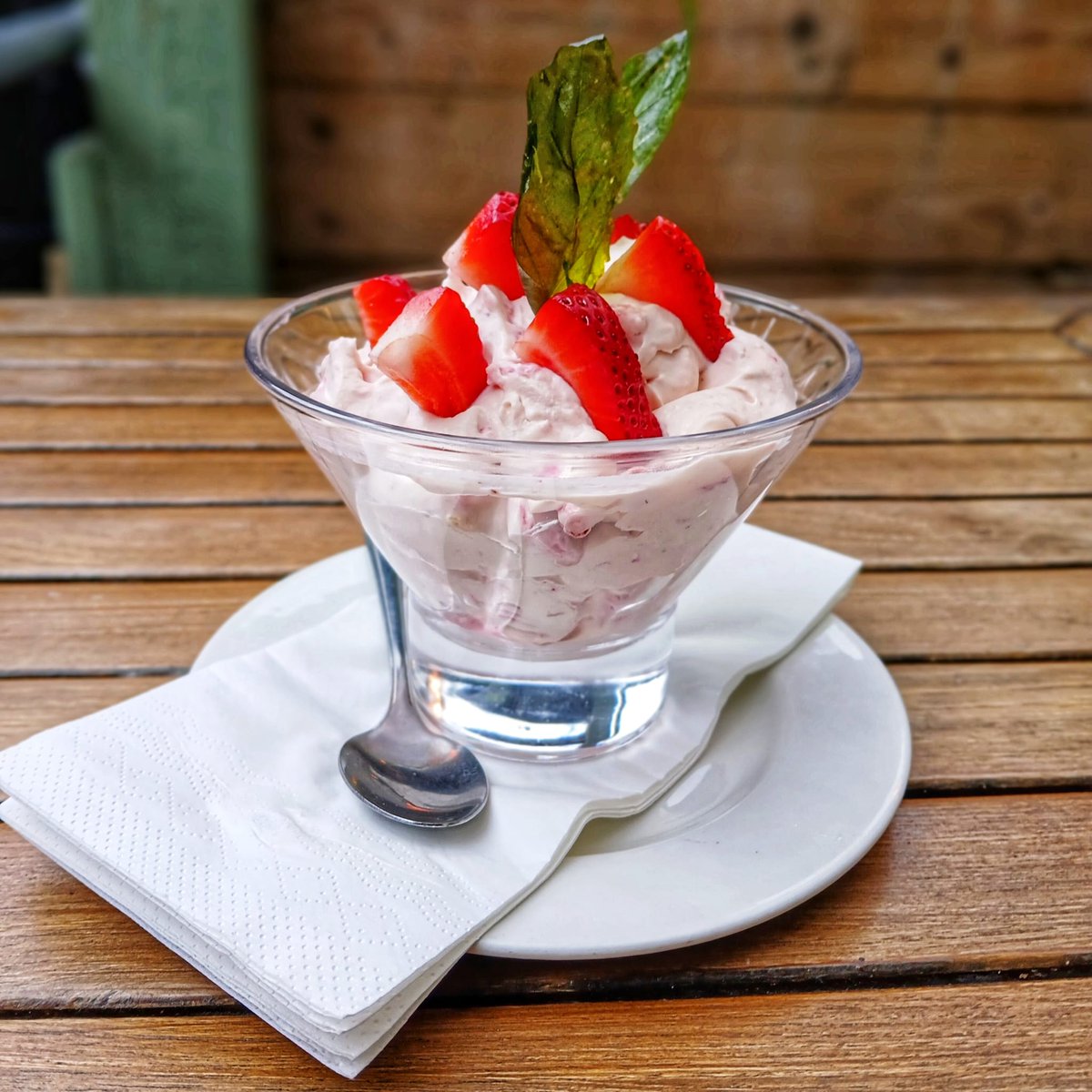 The Maynard Arms tweet media