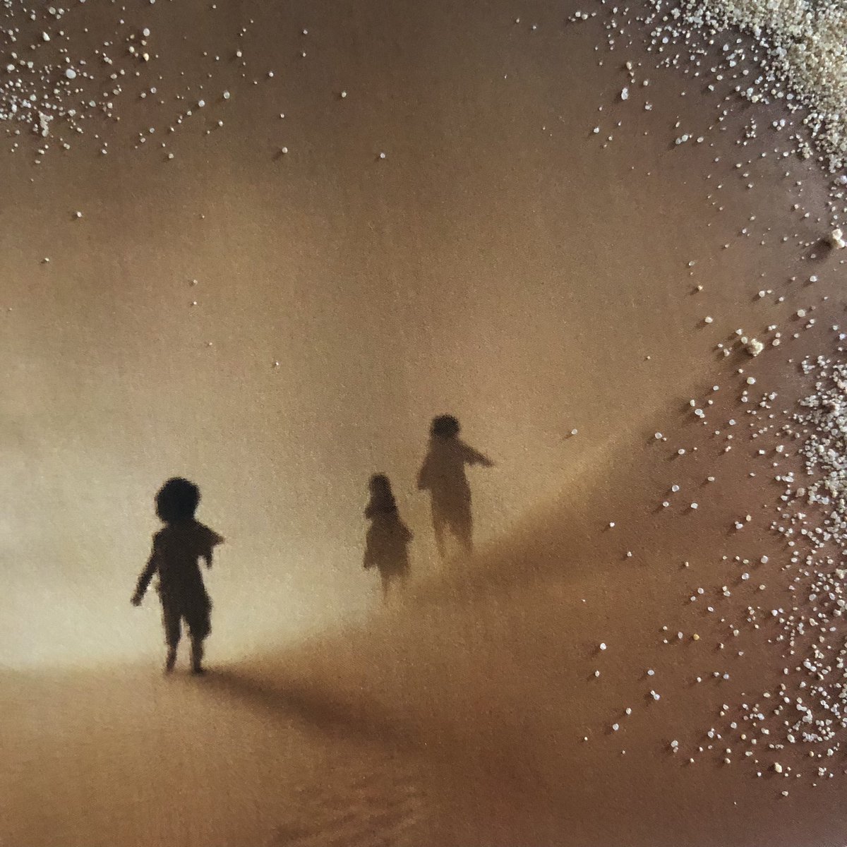 Les élèves du dispositif #uliscollege récompensés pour l’écriture et leur travail d’illustration avec une #IA sur « l’incroyable aventure des enfants perdus ». Une belle sortie au festival du Livre à Metz #Làm avec rencontres d’auteurs et illustrateurs et des bons lecture.