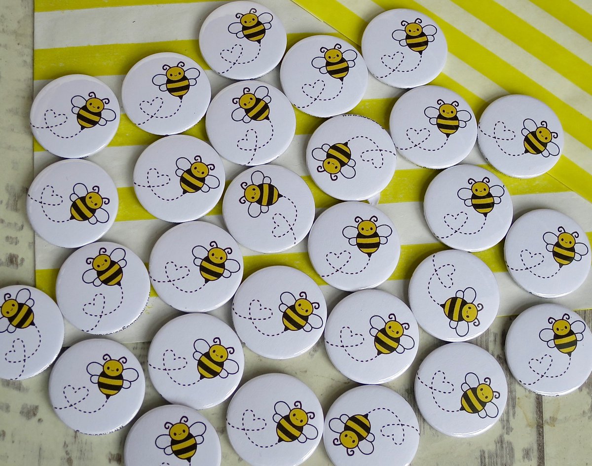 🐝 🌸  We've been busy making lots of cute badges for World Bee Day on May 20th 🍯 we have so many fun bumble bee themed designs to pick from 🌼  buff.ly/49KutsF #worldbeeday #beekind #bee #bumblebee #honeybee #beebadges #insect #savethebees #badges #handmade #badgemaker