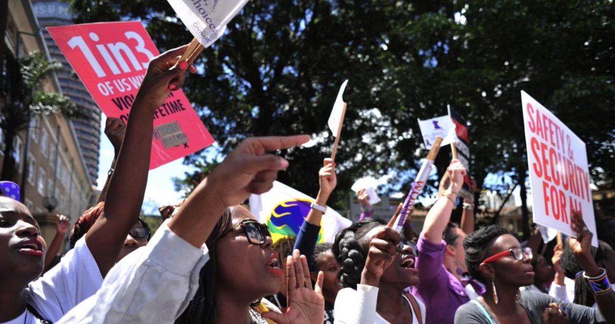 Ahead of #HRCttee's follow-up review of #Kenya, the Centre facilitated the submission of a CSO joint follow-up report signed by 14 Kenyan CSOs & assessing implementation of 3 key recommendations: violence against women, forced evictions & public affairs 👉 bit.ly/3QlsvrV