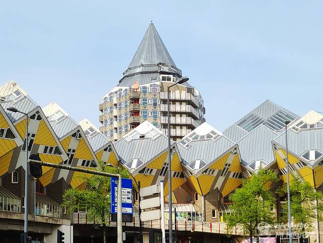 #FelizMiercoles viajeros!! #Rotterdam es la segunda ciudad más grande de los Países Bajos y destaca por su moderna arquitectura, reconstruida tras los bombardeos de la II Guerra Mundial. Os cuento lo que no os debéis perder en la cuna del famoso Erasmo: wp.me/p8N5vZ-25L