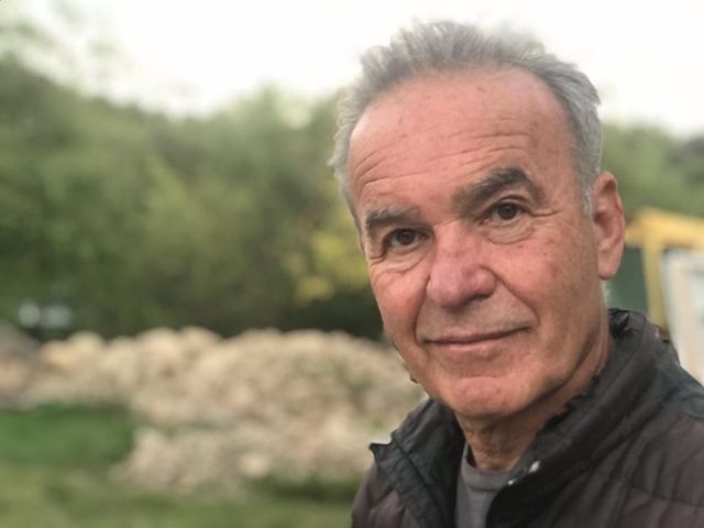 INTERVIEW: Nick Broomfield over 'The Stones and Brian Jones'

"Brian Jones is de verpersoonlijking van de opwindende jaren '60. Hij leidde een losbandig leven en rebelleerde tegen alles wat autoriteit was, zijn ouders voorop.” 

indebioscoop.com/nick-broomfiel…