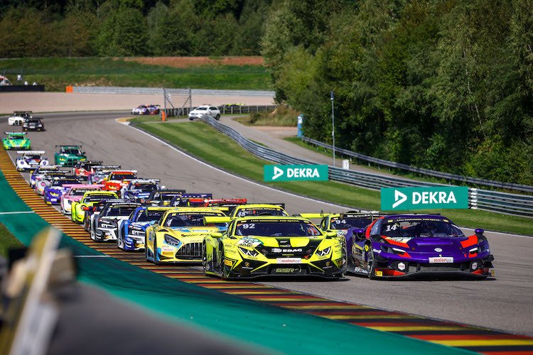 HILO: Guía DTM 2024

Mucha atención señoras y señores, porque este fin de semana arranca la temporada 2024 del DTM, el 40 aniversario de la categoría.
Toca hacer un repaso de todas las novedades y de los 20 protagonistas de esta parrilla

👇👇👇👇