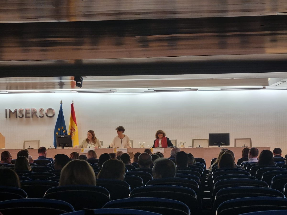 La secretaria de Estado de Derechos Sociales, @rosa_mr_, en la presentación del Censo de Residencias: 'Es crucial contar con datos fiables' @Imserso @sancho_mayte