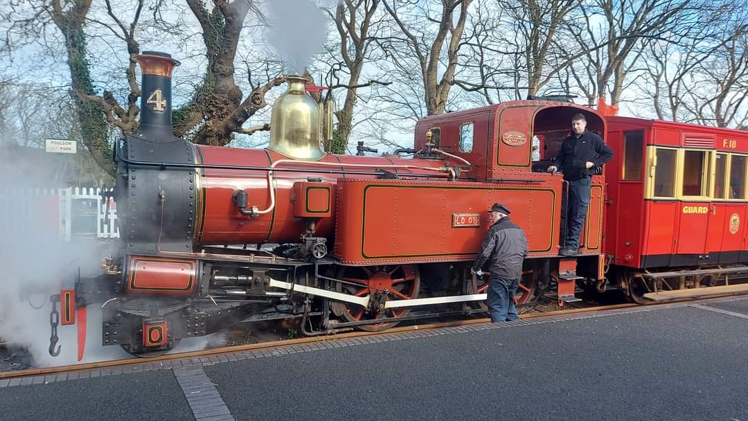 No.4 𝘓𝘰𝘤𝘩 of 1874 with a southbound train paused at the station earlier in the season; services recommence on the railway tomorrow #iomrailway #heritage #steam #nostalgia #greatphoto #Castletown #placetobe #IsleofMan #BeyerPeacock #Loch #train #IMR150 #backintheday #bestrong