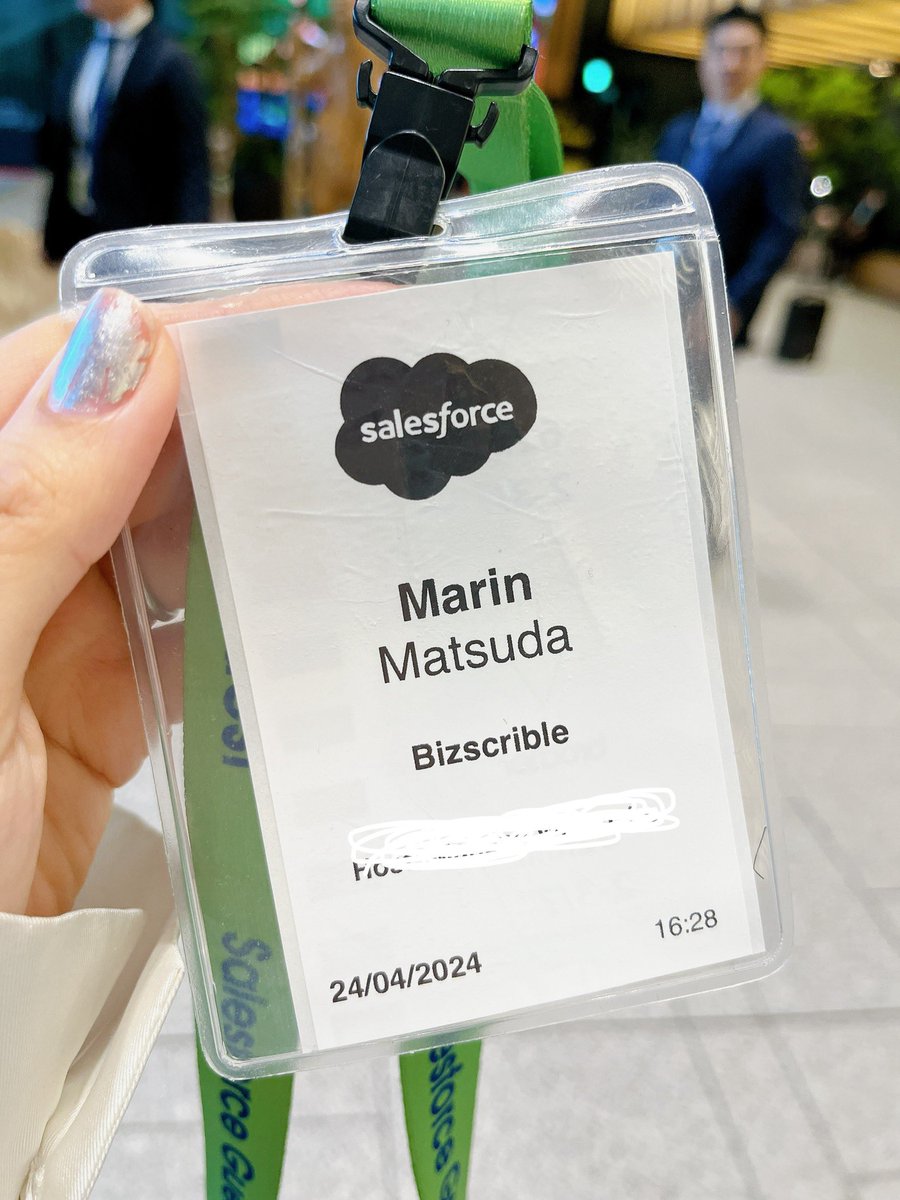 _okinawaa's tweet image. いよいよ本日 #SlackAIDay 開催🎈
グラレコでお手伝いさせていただきます！

社名が印字されてるだけで嬉しい🫶🏻

そしてSalesforceさんのオフィスが
かわいくてどこにいてもわくわく🧸

#SlackAI #BizScribble