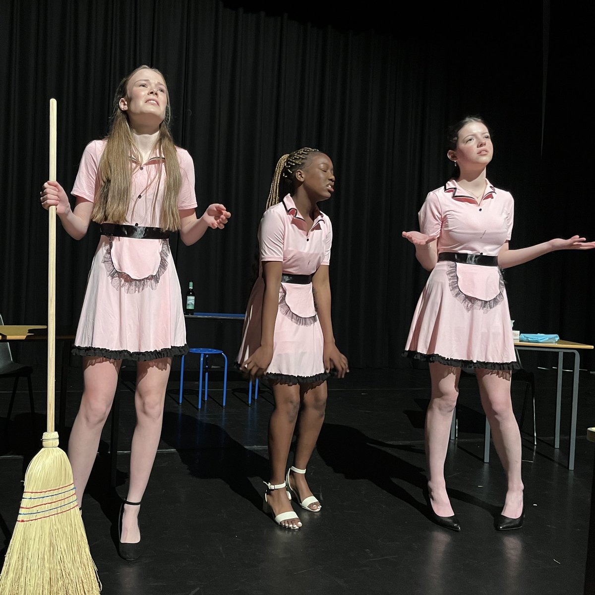 HeathfieldAscot's tweet photo. Good luck to all of our students taking their GCSE Drama Practical Exam this morning! Break a leg!🎭 

#gcse #gcsedrama #gcsedramaperformance #theatre #drama #dramaperformance #125heathfield #iloveboarding #heathfield #heathfieldschool #heathfieldascot #boardingschool #school https://t.co/pU11yHe5i0