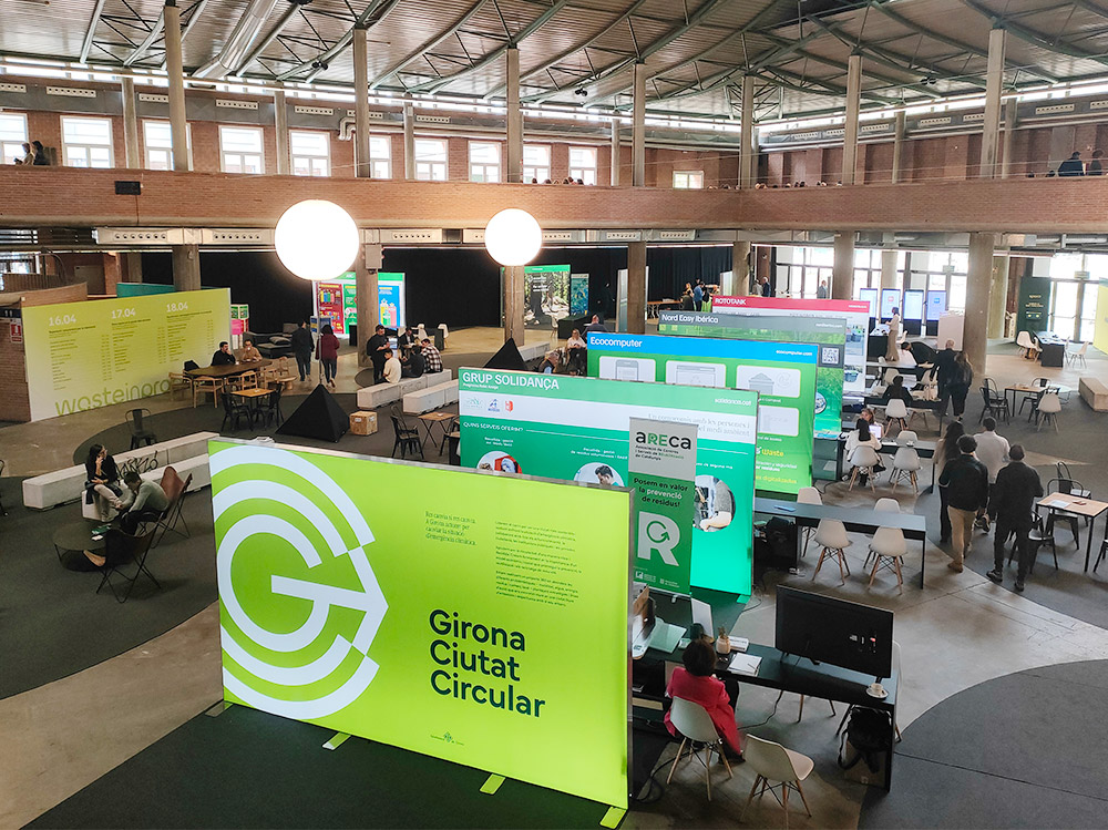 EcoComputer tweet media