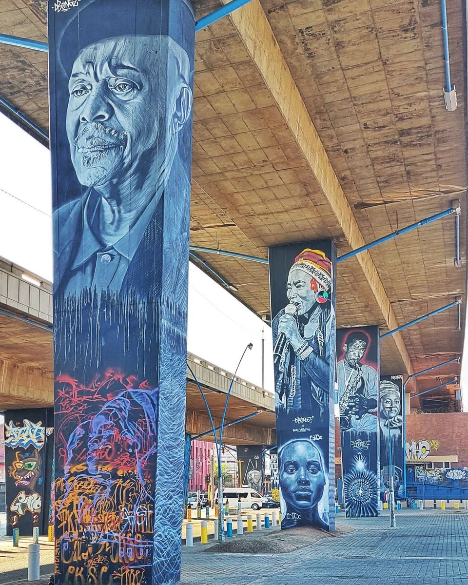 Are you familiar with Newtown in Jo'Burg? 🎺 🎵 This vibrant neighborhood, affectionately dubbed 'jazz town', pulsates with the rhythm of artists and musicians, making it one of the city's most eclectic, lively suburbs. 📸 @thescribsandnibs, @its.stickysituations @cityskatetours