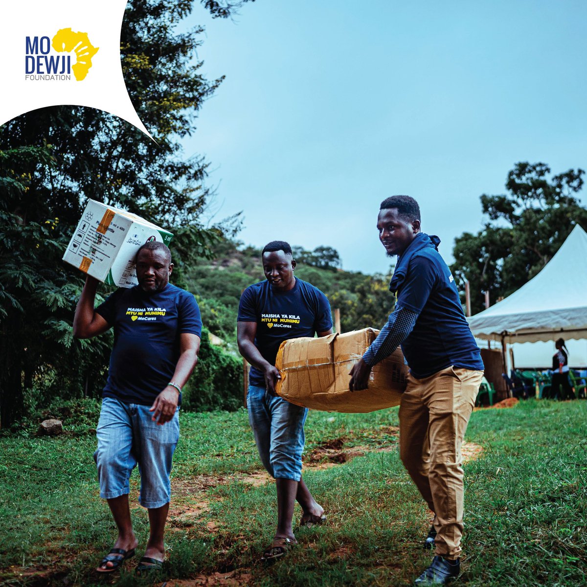 DewjiFoundation's tweet photo. Siku ya 1 - Masasi, Mtwara. Tupo Hapa. Kazi imeanza. Masasi wamejitokeza kwa wingi. Kambi ya Macho ya Bure!
——-
Day 1 - Masasi, Mtwara. We are Here. The work has begun. Masasi has turned up in large numbers. Free Eye Camp!
#masasi #eyecamp #cataract #tanzania #mocares #modewji https://t.co/t3NWKID5H0