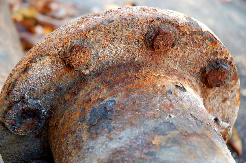 Today is "Corrosion awareness day".

So, what is corrosion exactly? Is it rust?

Herewith some more info: tinyurl.com/4pmrjfnt

#engineering #metals #corrosionprevention #corrosionanalysis #corrosion #safety #quality #reliability #MaterialsConsult #YourMaterialsOurPassion