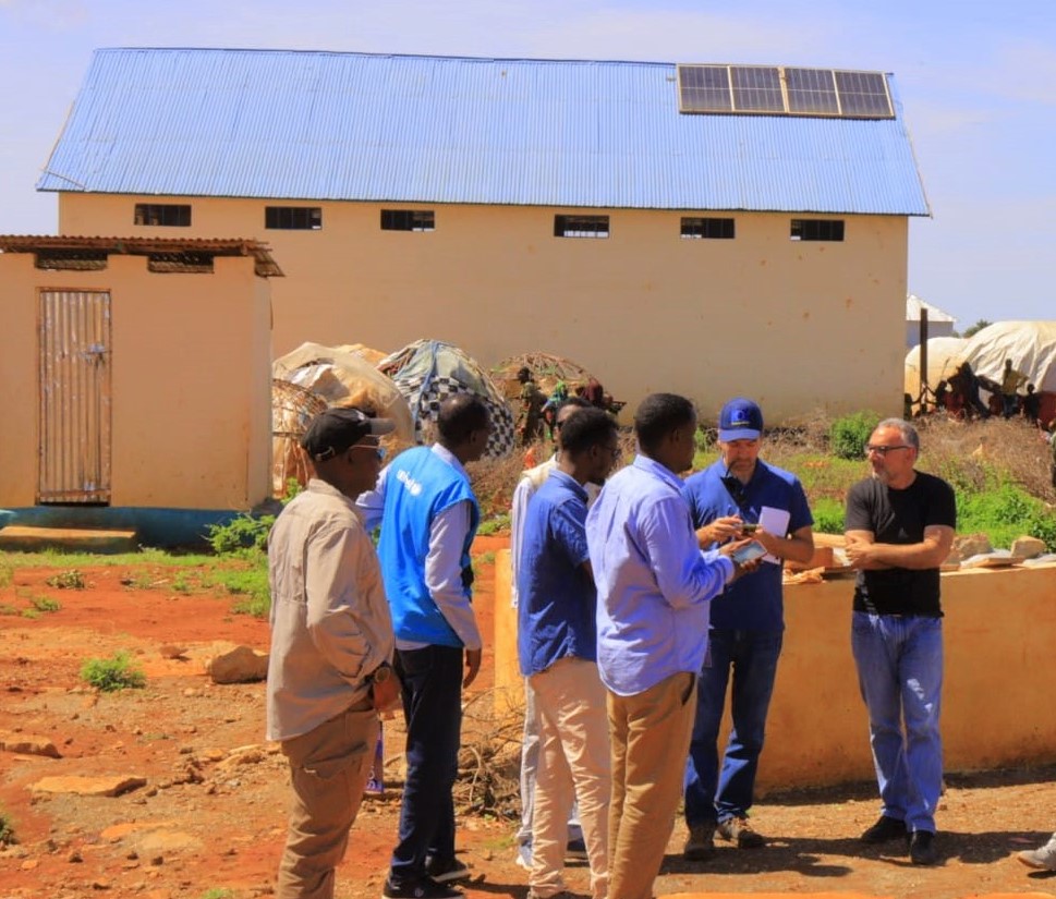 #UNICEF hosted a team from @ECHO_CESAfrica on a field mission in #Baidoa to monitor some of the ongoing projects in the area and to get a better understanding of the needs and existing gaps. @eu_echo @UNinSomalia