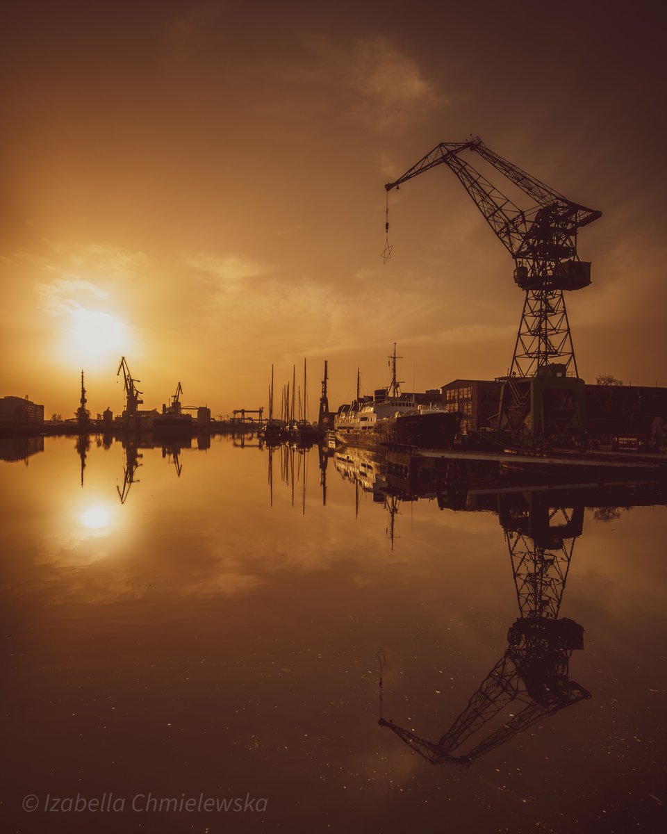 Welcome2Gdansk's tweet photo. 📍@gdansk, Poland              

#gdansk #ilovegdn #welcome2gdansk #poland #city #beautifulview #placestosee #visitgdansk #placestovisit #musttosee

📷 Izabela Chmielewska https://t.co/GmWn1SKcVG