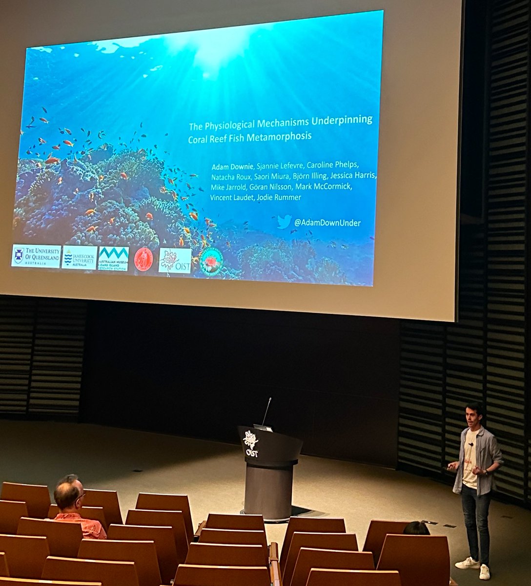 physiologyfish's tweet photo. A fav story w/ continued research questions by @AdamDownUnder here at @OISTedu @cnrs West Pacific Marine Biology Symposium  - the tiniest athletes, metamorphosis, #coralreef #fishes 
More here in @PLOSBiology 

https://t.co/dJSMOhIadc https://t.co/BZ5e16lbXv