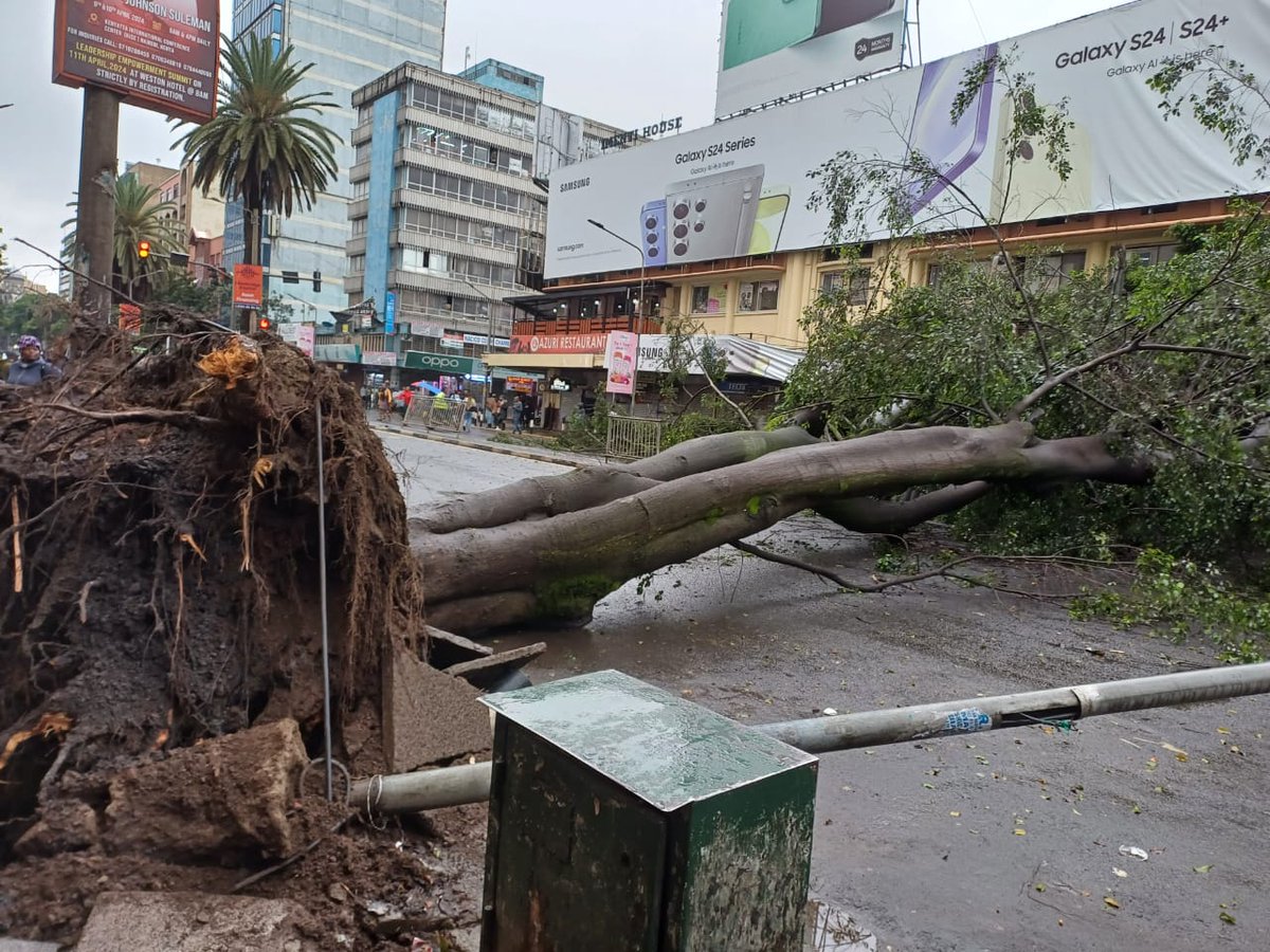 Roads partially closed around Nairobi following heavy rains experienced last night: Aerodrome Rd, Kapenguria Rd, UN Avenue-Runda, Kasarani Mwiki Rd at Mwiki Bridge. KURA warns motorists of flooding along Mombasa Rd at Cabanas, Thika Rd at Githurai/ Kahawa bridge