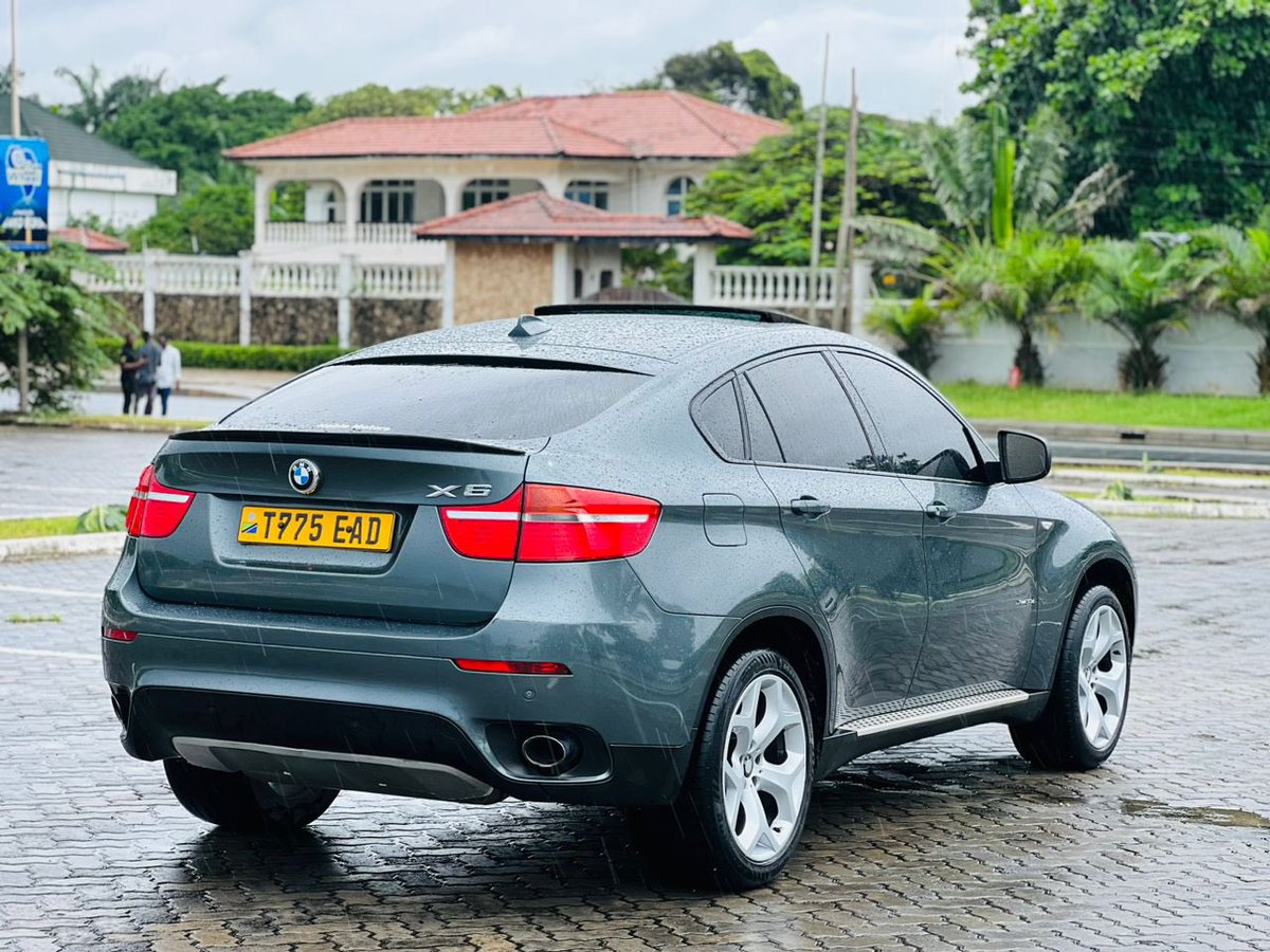 Price...55mil💫
Cont/0693111003✅

BMW X6
Year : 2009
Cc :  2993
Fuel : ⛽Diesel
Open : Roof
Klm : 87240
Leather : Seats
Condition : No dent no scratches no fault no problem

#PLEASEKINDLYREPOST🙏