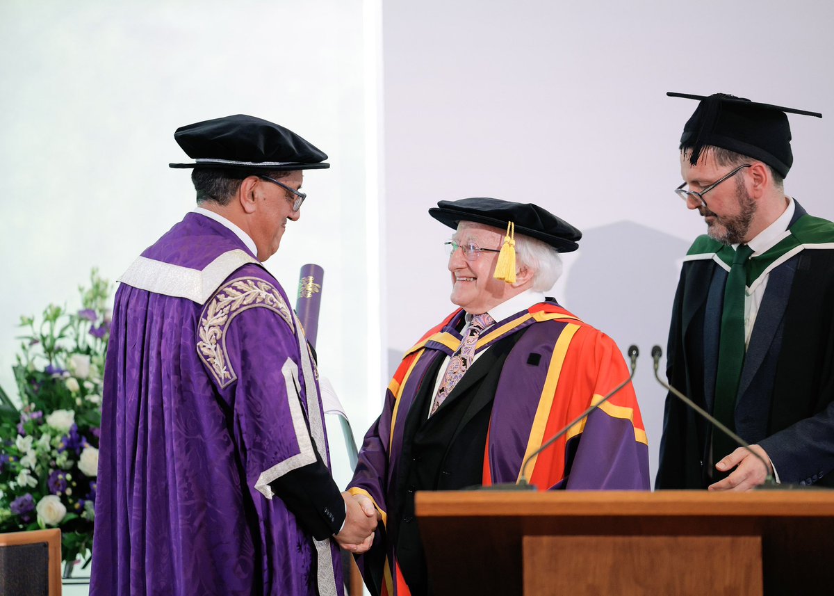 I had the immense honour as Chancellor of @OfficialUoM to bestow an Honorary Doctorate on @PresidentIRL His lifelong commitment to human rights is extraordinary & he dedicated his honour to migrants, which as a son of migrants I found hugely touching Congratulations Dr Higgins