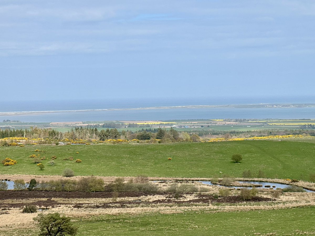 Fabulous walk above St Cuthbert’s Cave whilst staying @LaverockLaw perfect place to stay for exploring the Northumberland coast and countryside 💚 who needs to be here?