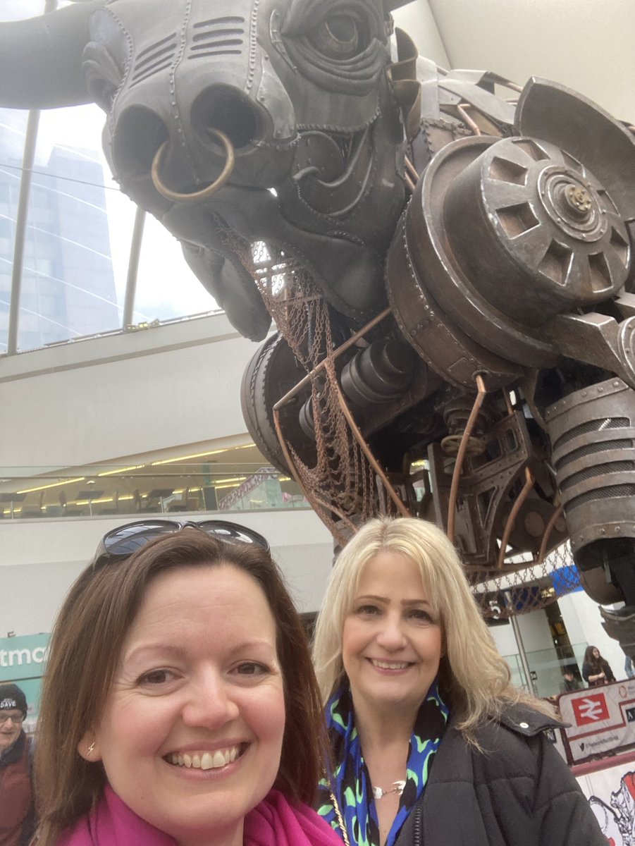 Jo_Atkinson1's tweet photo. Arrived in Birmingham ahead of today’s UnAwards masterclass- looking forward to lots of learning! 🌟

#UnAwardsWinners
@sarahberesford9 @comms2point0 @darrencaveney 
#PublicSectorComms #LocalGov https://t.co/c03dBXahnh