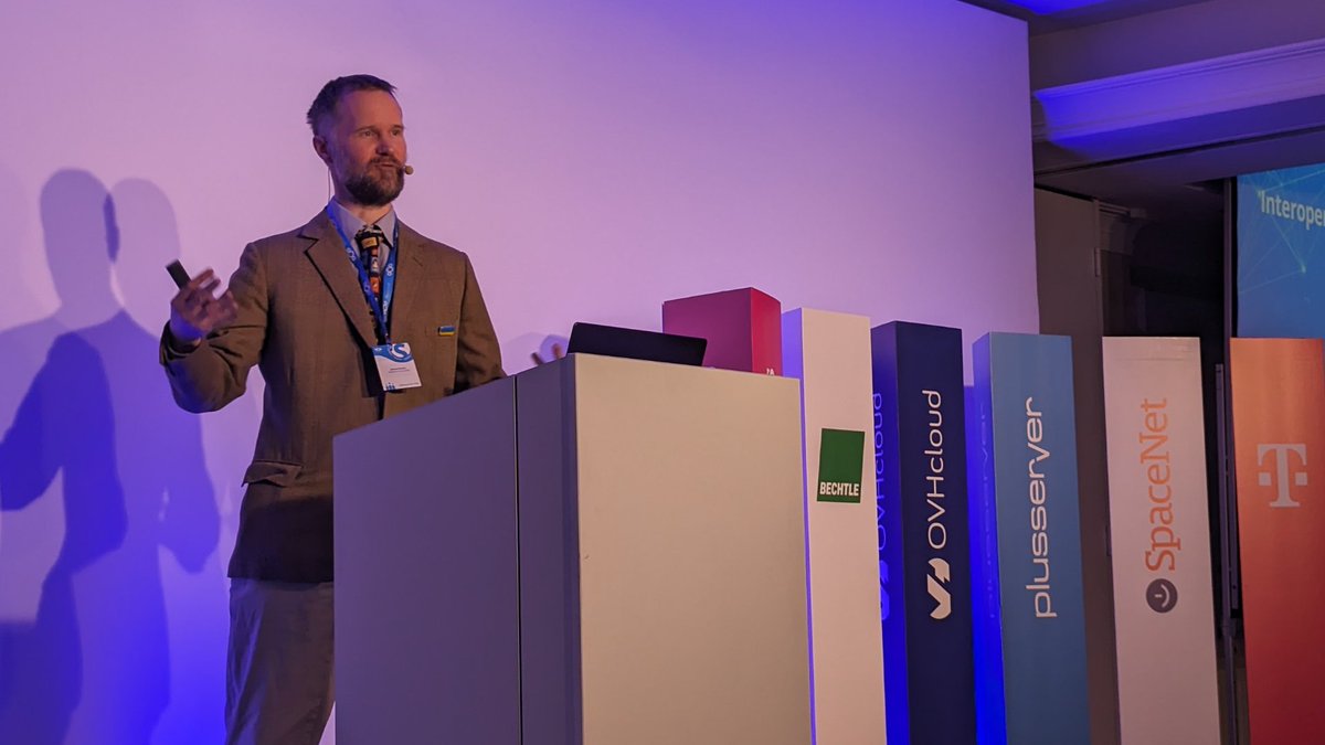 CollaboraOffice's tweet photo. Tuning in from #NextcloudEnterprise Day! π
We enjoyed sharing insights on propelling performance and productivity with the latest Nextcloud Office, and we're looking forward to the rest of the program, filled with fantastic technical talks and case studies! https://t.co/c7abcObJgq