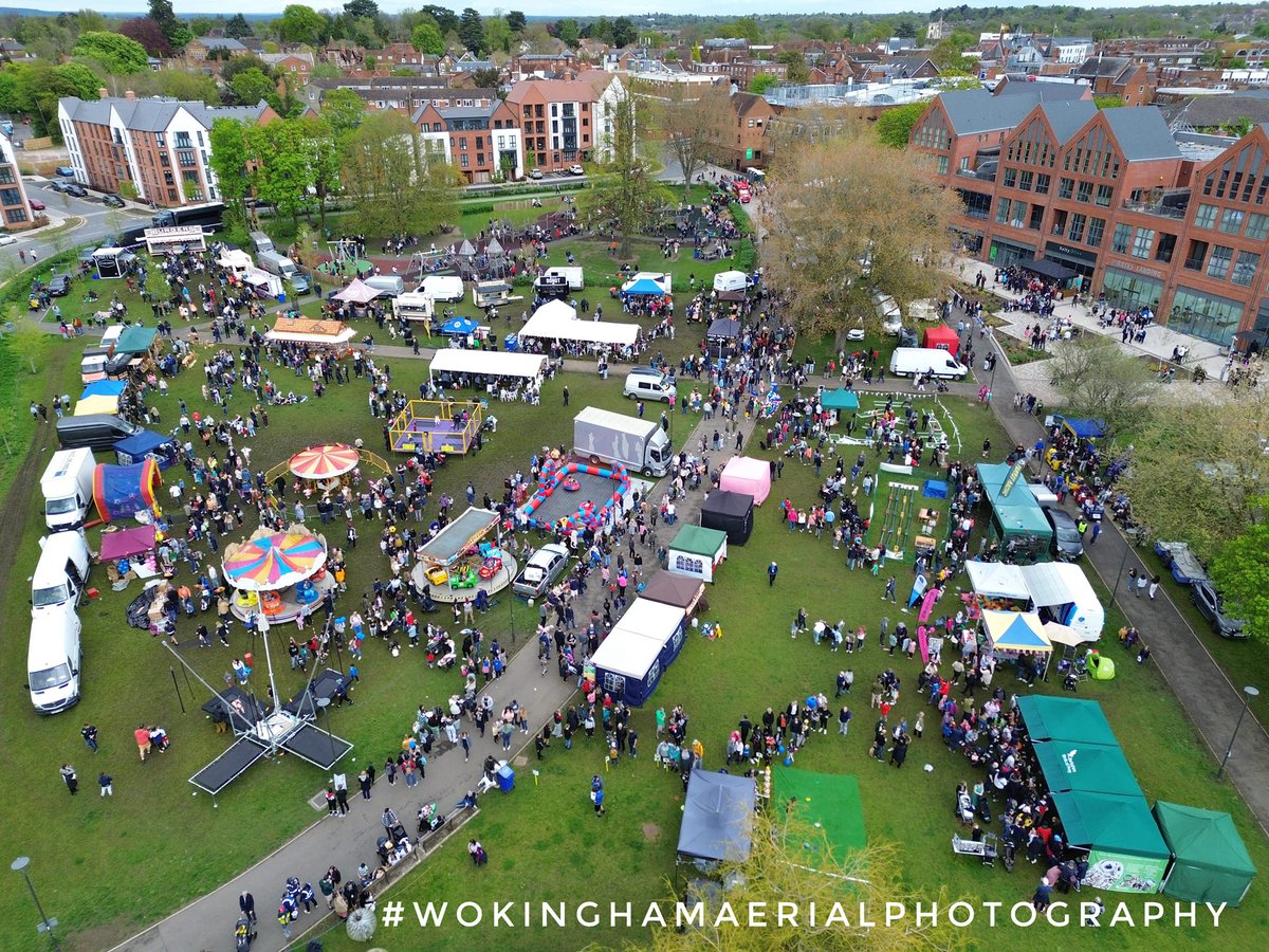 REMINDER – Monday sees the Wokingham May Fayre take place 👌 On Elms Field and Denmark Street you’ll find: 🎙two stages of entertainment 🎡kids fun fair 🎭street entertainment ☺market 🍽street food 🍗picnic area 📸Wokingham Lions/WokinghamAerialPhotography