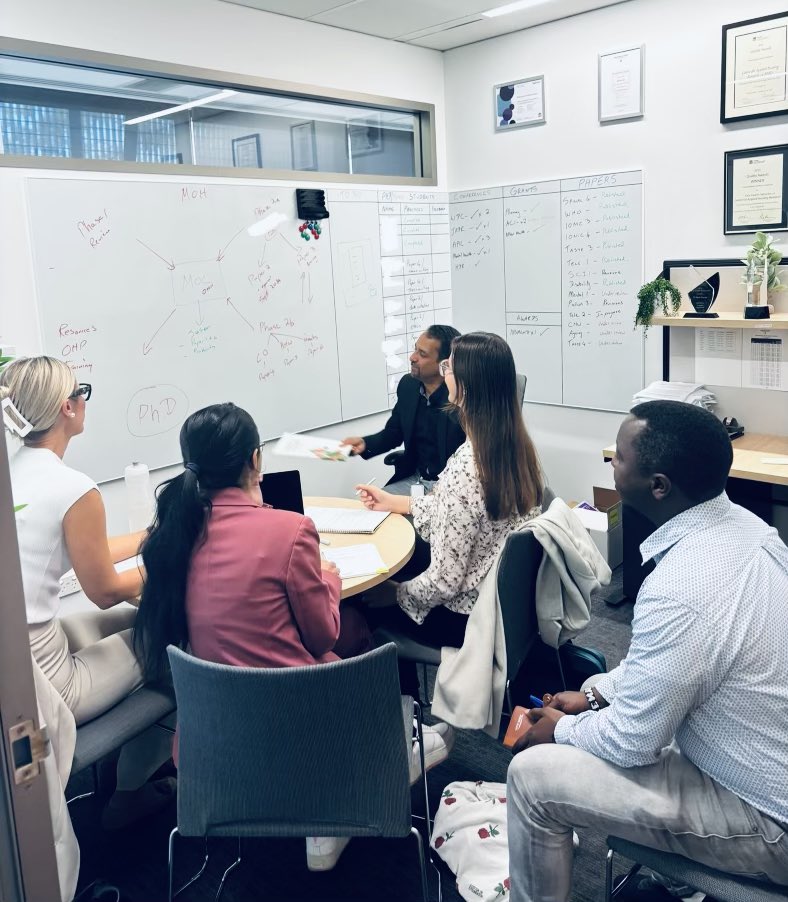 Productive meeting mapping our #oralhealth #promotion in #prison project 🦷🪥@Australian Centre for Integration of Oral Health @AjeshGeorge_ @IzzyBarak @salamonson @BiswasAkriti Dr  Wachira #UOW MPH student #SDGs 🌏 #integratedcare #ModelofCare #PrisonHealthIsPublicHealth #dental