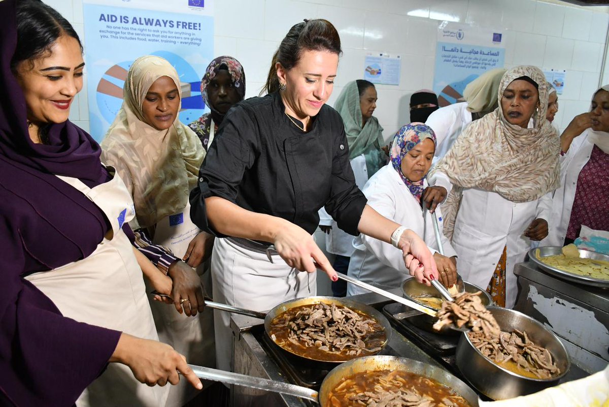 Communities are most productive when all members feel integrated. @WFP & the @EUinEgypt are teaming up to enhance the lives of refugees, those affected by crisis & Egyptian host communities with trainings to improve their livelihoods. ➡️More here: shorturl.at/hoGIY