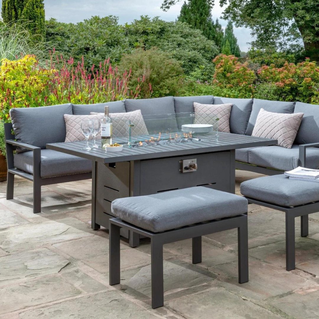 Norfolk Leisure Handpicked Titchwell Corner Sofa with Firepit- £ 1,949.00 🍃

Garden dining set for up to seven people. Your guests will love this wonderful feature firepit table.

🛒gardenfurniture.co.uk/product/titchw…

#luxurygarden #garden #outdoorliving #gardenfurniture