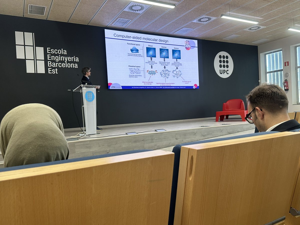 Helen Hölzel tweet media