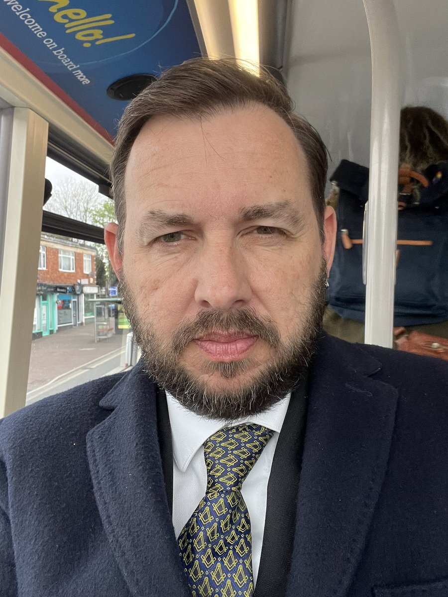 Started my journey to the train station by bus! I’m looking forward to a great day out at the Annual Investitures at <a href="/UGLE_GrandLodge/">United Grand Lodge of England</a> to see our <a href="/DorsetMason/">Dorset Freemasons</a> get their appointments.